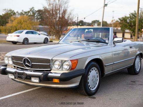Used 1987 Mercedes-Benz 560 SL image 13