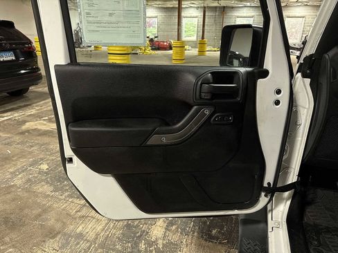 Used 2014 Jeep Wrangler Sport image 26