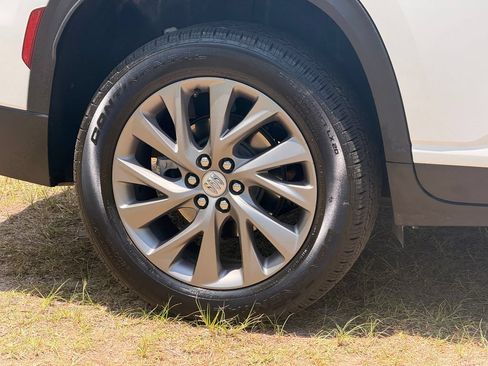 Used 2026 Buick Enclave Preferred FWD image 10