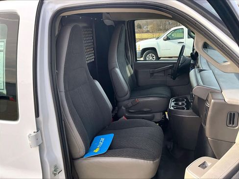 Used 2024 Chevrolet Express 2500 w/ Driver Convenience Package image 11