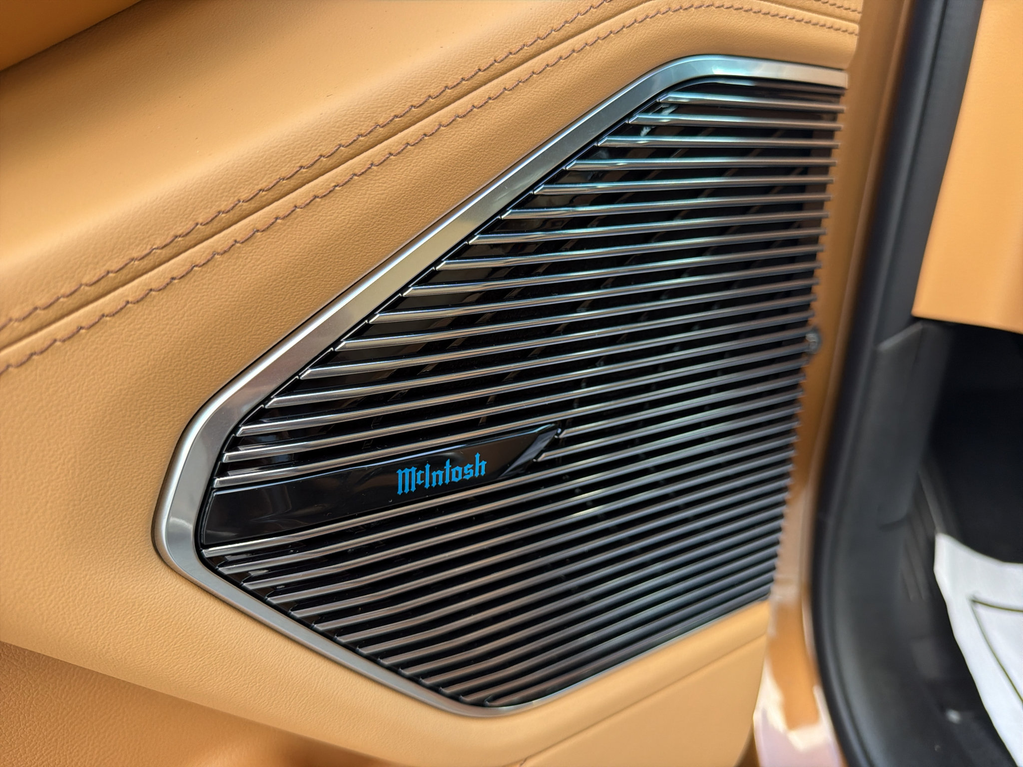 New 2027 Jeep Grand Cherokee Summit AWD/4WD image 11