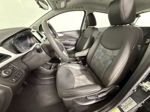 Used 2018 Chevrolet Spark LT image 5