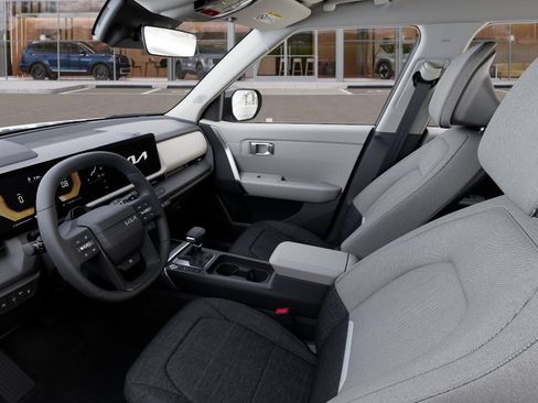 New 2027 Kia Seltos S FWD image 17