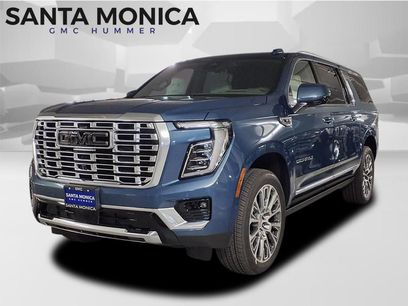 New 2026 GMC Yukon XL Denali w/ Sun & Power Step Package