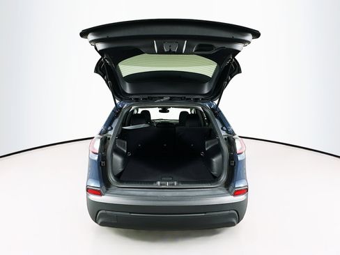 Used 2021 Jeep Cherokee Latitude image 27