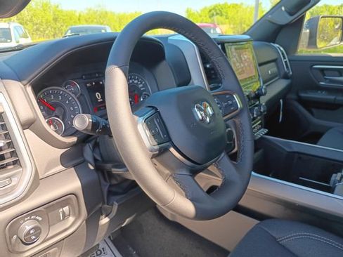 New 2026 RAM 1500 Big Horn AWD/4WD image 11