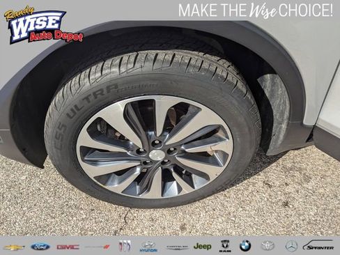 Used 2021 Buick Encore Preferred image 21