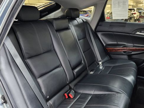 Used 2010 Honda Crosstour EX-L image 21