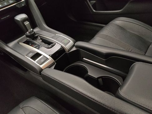 Used 2020 Honda Civic EX-L image 26