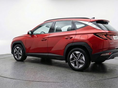 Used 2025 Hyundai Tucson SEL AWD/4WD image 6