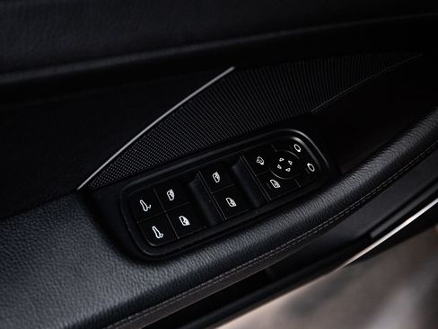 Certified 2023 Porsche Panamera Platinum Edition RWD image 22