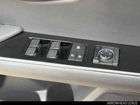 Used 2021 Lexus UX 200 w/ Accessory Package (Z1) FWD image 24