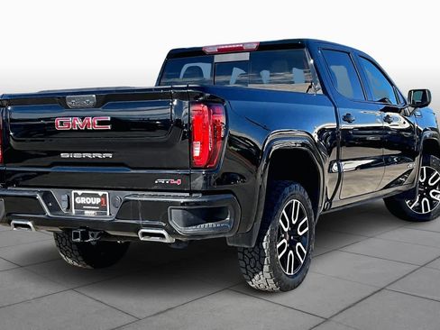 Certified 2022 GMC Sierra 1500 AT4 w/ AT4 Preferred Package image 12