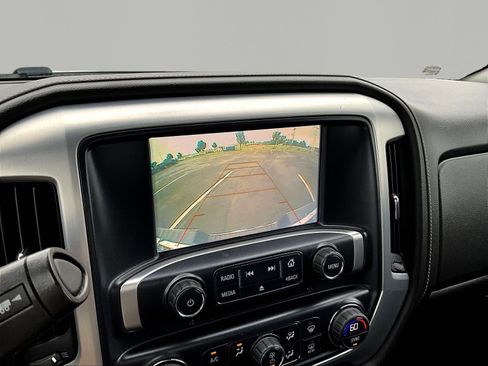 Used 2018 GMC Sierra 1500 SLE w/ SLE Value Package AWD/4WD image 14