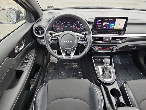 Certified 2023 Kia Forte GT-Line image 11