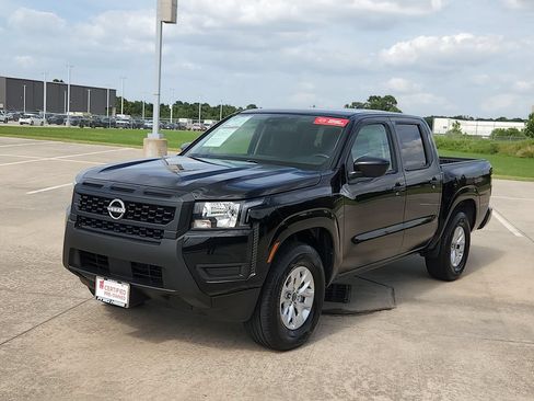 Certified 2025 Nissan Frontier S w/ S Utility Package RWD image 13