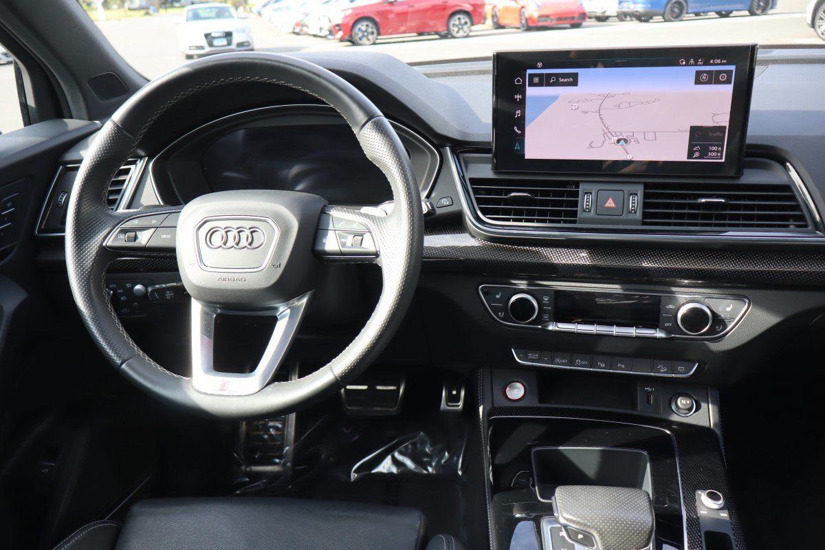 Used 2023 Audi SQ5 Prestige w/ Prestige Package AWD/4WD image 16