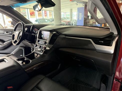 Used 2019 Chevrolet Tahoe LT w/ LT Signature Package AWD/4WD image 30