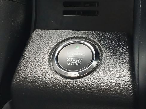 Used 2021 Ford Expedition XL image 19