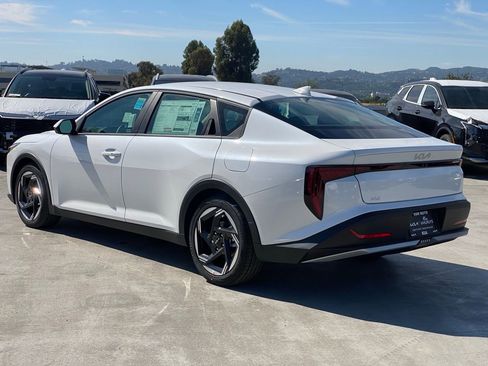 New 2026 Kia K4 EX FWD image 6