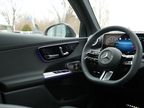 New 2026 Mercedes-Benz GLC 300 GLC 300 image 22