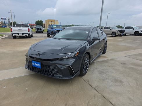 Certified 2025 Toyota Camry XSE FWD image 3