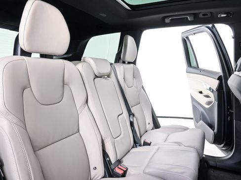 New 2026 Volvo XC90 T8 Ultra w/ Protection Package AWD/4WD image 23