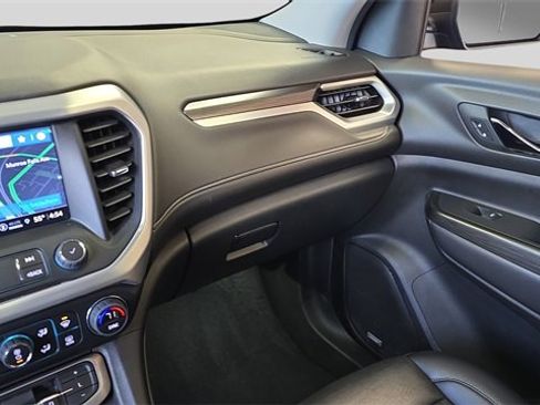 Used 2023 GMC Acadia SLT w/ Elevation Edition image 22