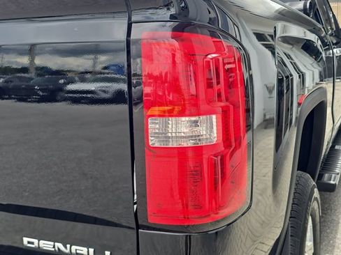 Certified 2017 GMC Sierra 2500 Denali w/ Duramax Plus Package AWD/4WD image 8