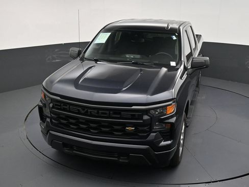 Used 2022 Chevrolet Silverado 1500 Custom RWD image 16