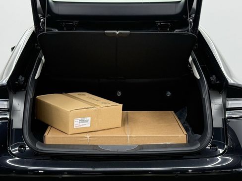 New 2026 Toyota Prius SE image 11