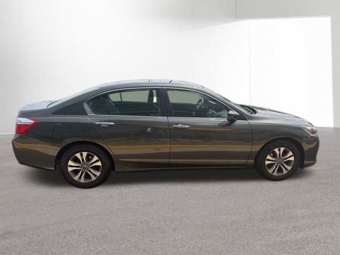 Used 2014 Honda Accord LX image 11