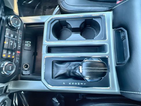 Used 2016 Ford F150 Lariat image 22