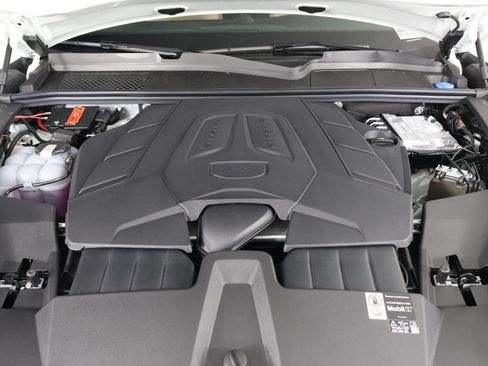 New 2026 Porsche Cayenne Coupe AWD/4WD image 20