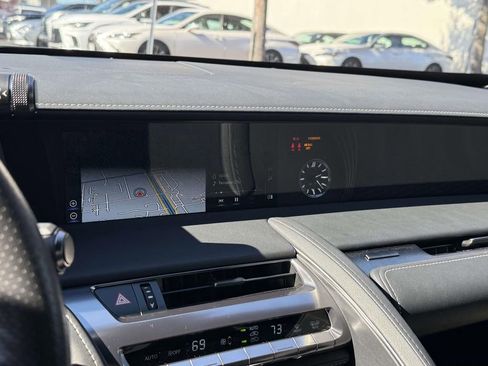 Used 2019 Lexus LC 500h w/ Performance Package image 10