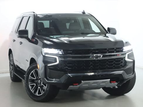 Used 2022 Chevrolet Tahoe Z71 w/ Z71 Off-Road Package AWD/4WD image 2