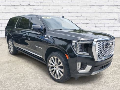 Used 2022 GMC Yukon XL Denali image 5