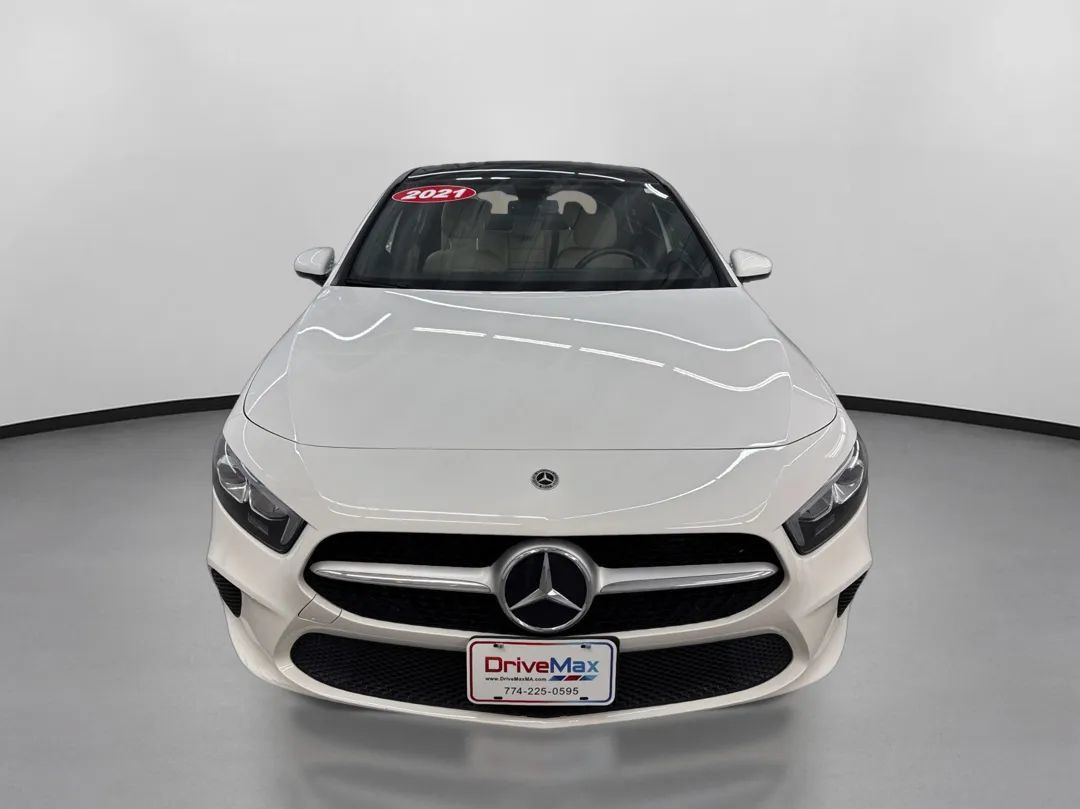 Used 2021 Mercedes-Benz A 220 4MATIC image 2