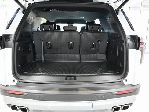 New 2026 Chevrolet Traverse LT w/ Driver Confidence Package image 25