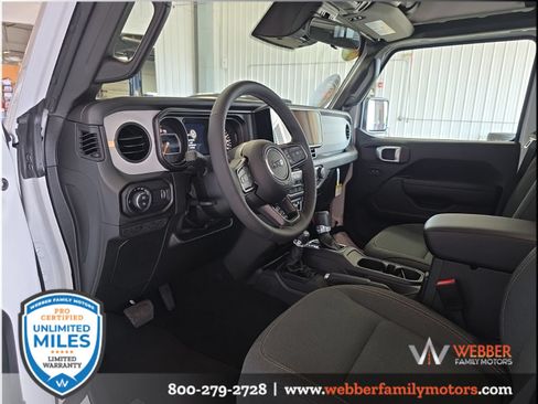 New 2026 Jeep Gladiator Sport AWD/4WD image 8