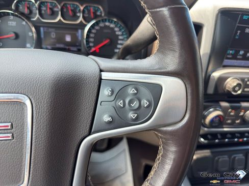 Used 2018 GMC Sierra 1500 SLT AWD/4WD image 25