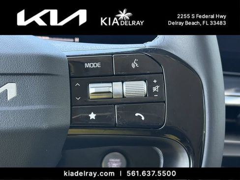 New 2026 Kia Sorento LX FWD image 26
