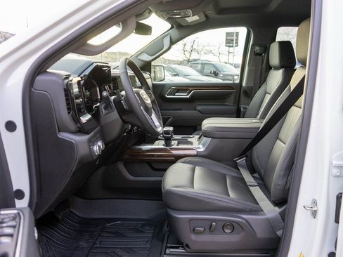 New 2026 GMC Sierra 1500 Elevation w/ Elevation Premium Package image 11