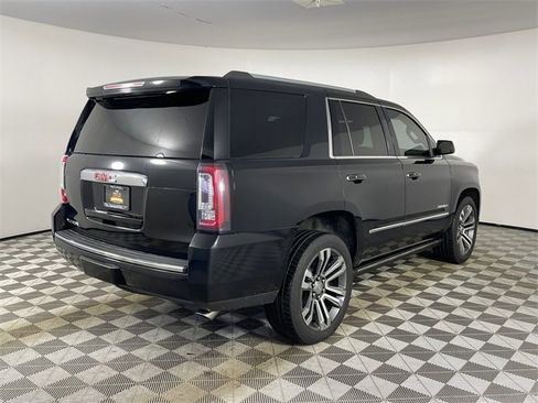Used 2018 GMC Yukon Denali image 16