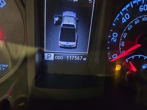 Used 2019 Toyota Tacoma SR image 20