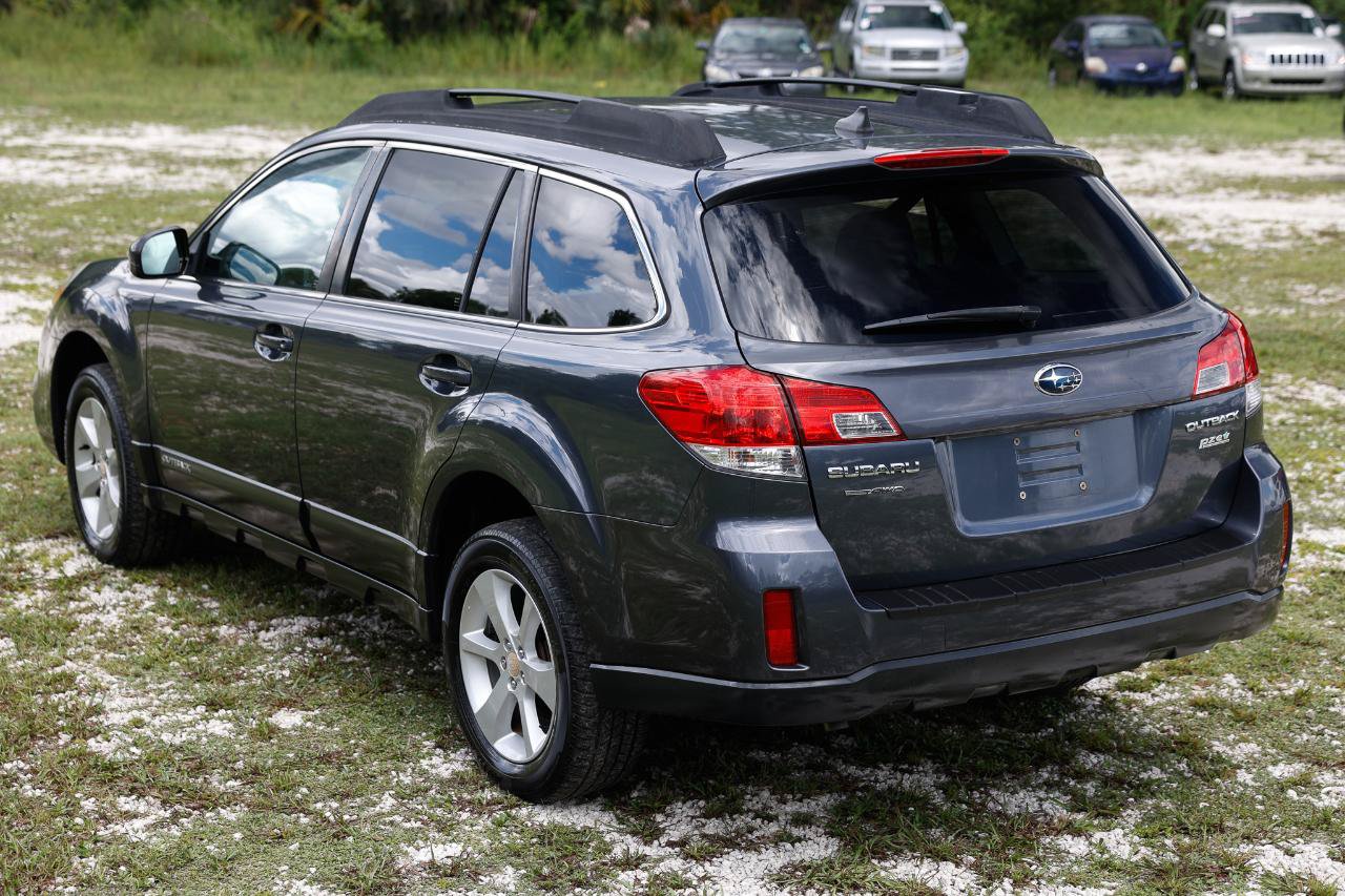 Used 2014 Subaru Outback 2.5i Premium AWD/4WD image 5