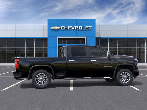 New 2026 Chevrolet Silverado 2500 LT w/ Z71 Chrome Sport Edition AWD/4WD image 5
