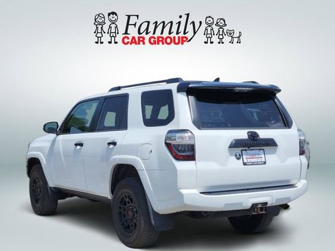 Used 2021 Toyota 4Runner Venture AWD/4WD image 3