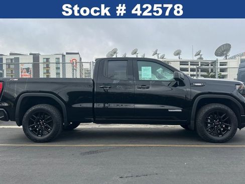 Used 2023 GMC Sierra 1500 Elevation w/ X31 Off-Road Package image 4
