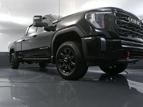 Used 2024 GMC Sierra 2500 AT4 w/ AT4 Preferred Package AWD/4WD image 62